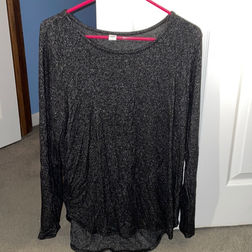 Black long sleeve shirt with white speckles